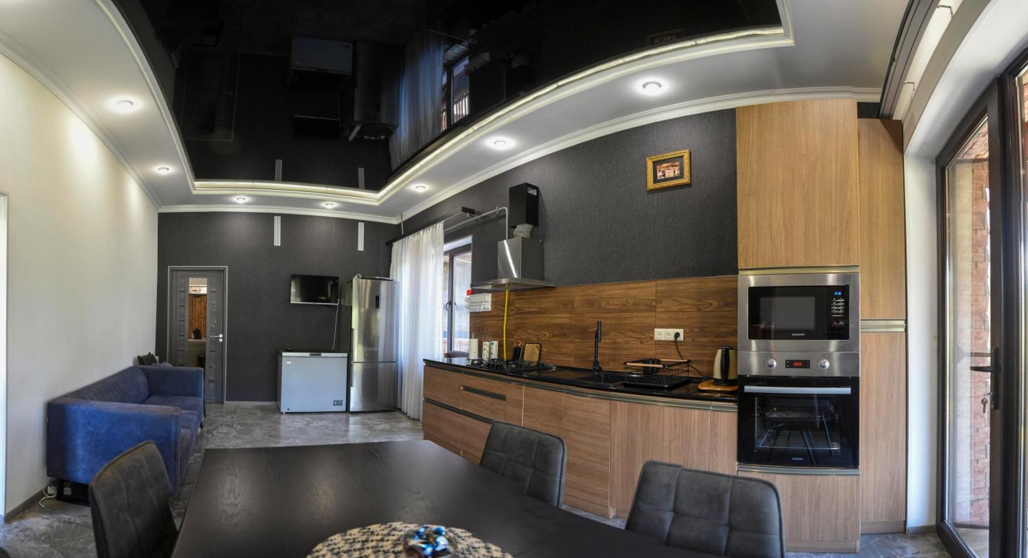 Hotel Dom Adonis Dilijan Exterior foto